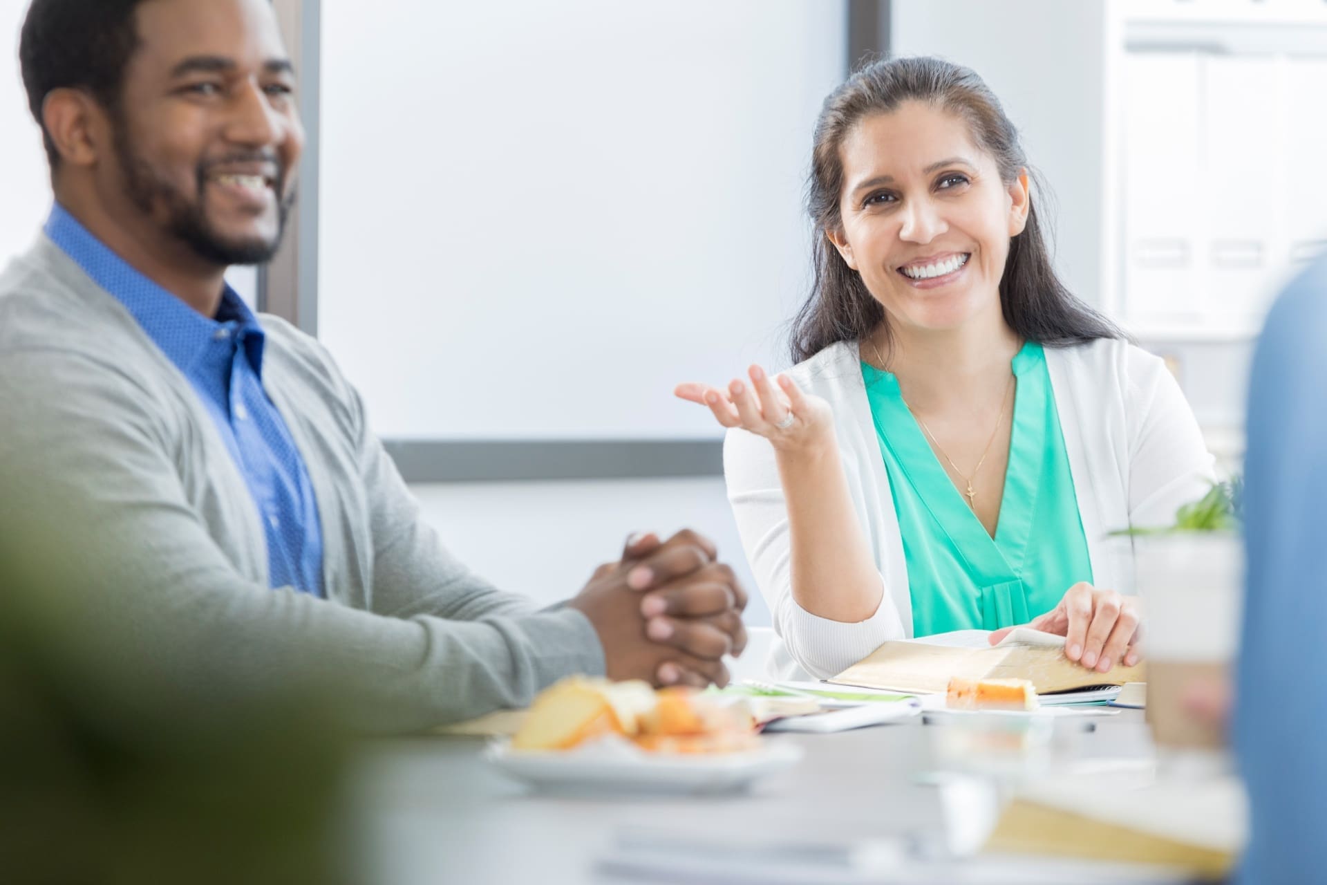istockphoto-833666944-2048x2048 Image of 2 business people talking over a table